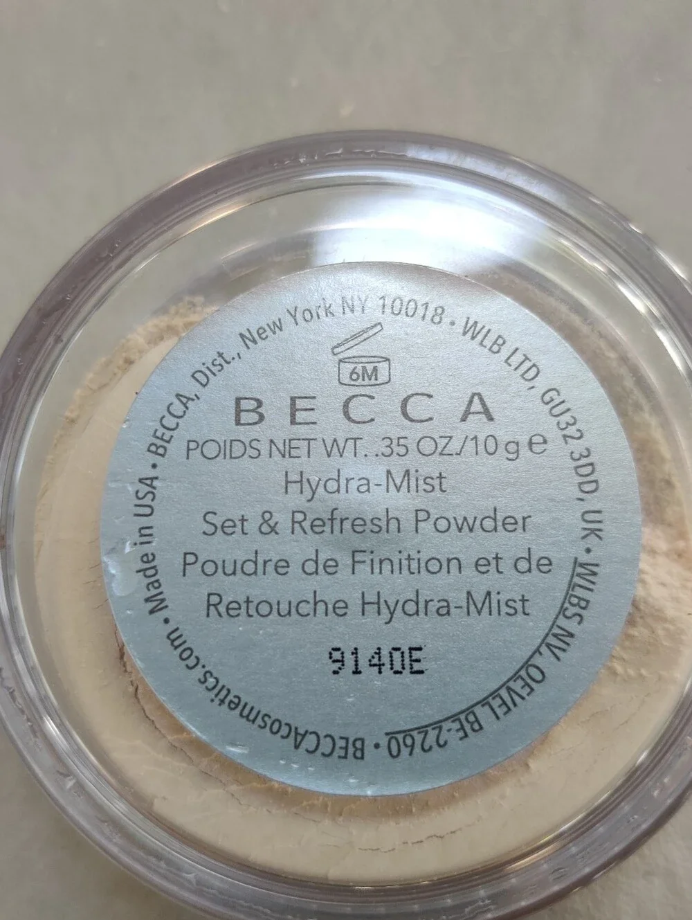 BECCA Hydra-Mist Set & Refresh Powder - Pale Beige